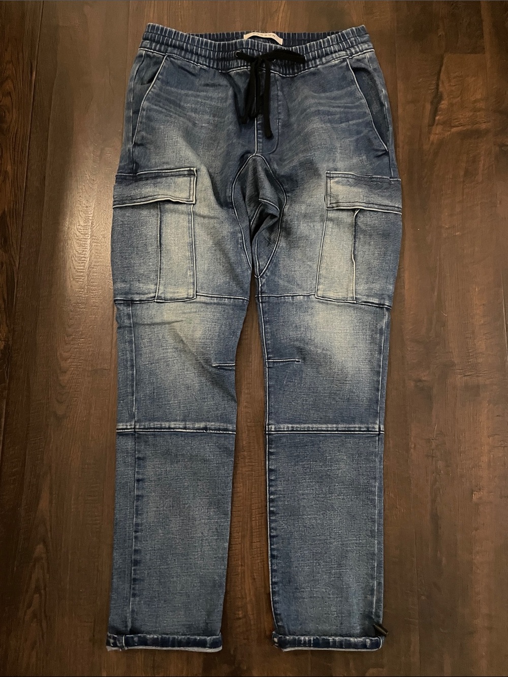 PacSun Men's Slim Cargo Jogger Jeans in Faded Blue